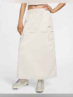 Nike Sportswear Essential Women's FV7503 Mid-Rise Woven Cargo Midi Skirt sz S